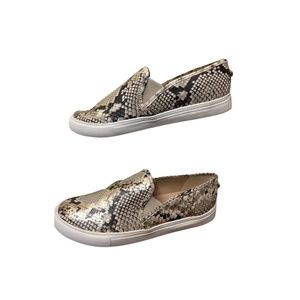 Steve Madden NWOT  Womens Snake Skin Metallic Slip On Sneaker Size 9M